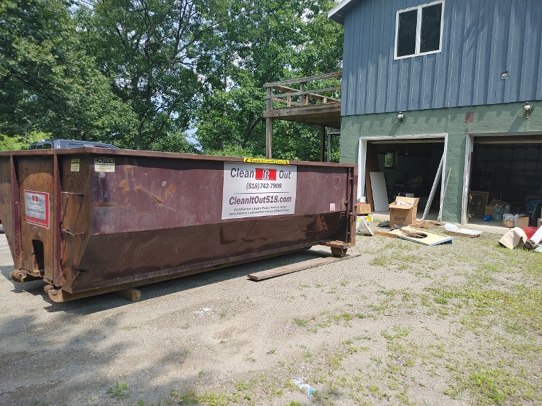 15 Yard Dumpster Glens Falls, Queensbury, Fort Edward, Hudson Falls, Gansevoort