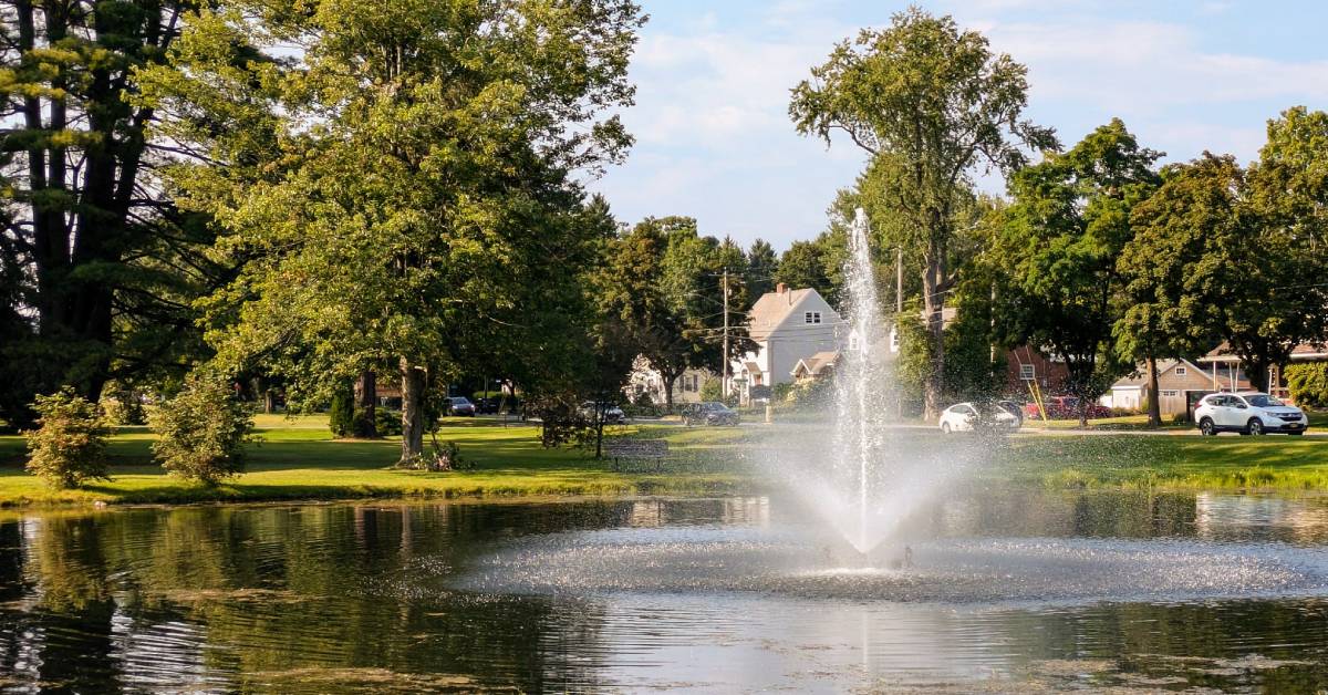fountain in crandall pond