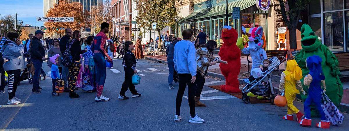 costumed kids at boo 2 you