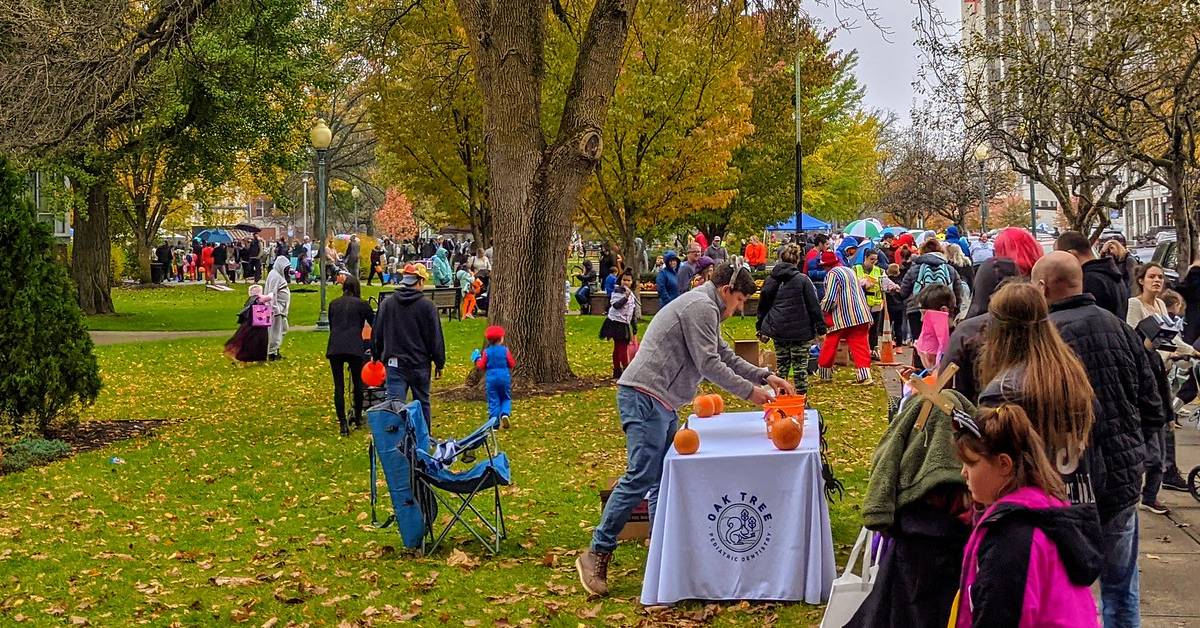 line of trick or treaters at Boo 2 You event
