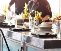 plates in restaurant