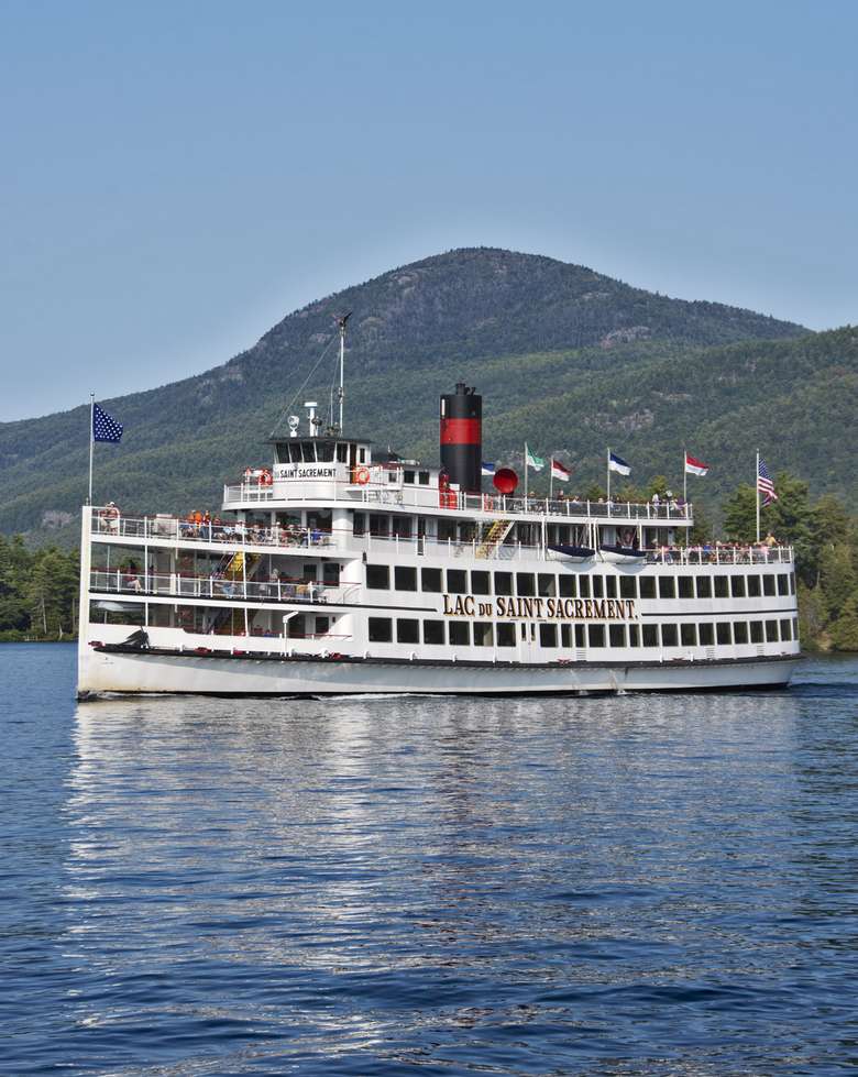 lac du saint sacrement on lake george