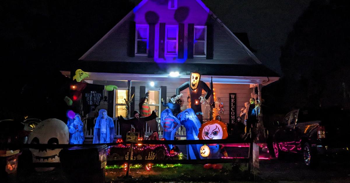 house decorated for halloween