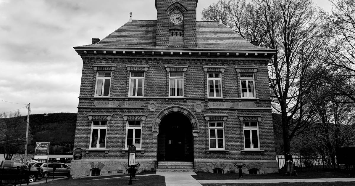 old warren county courthouse