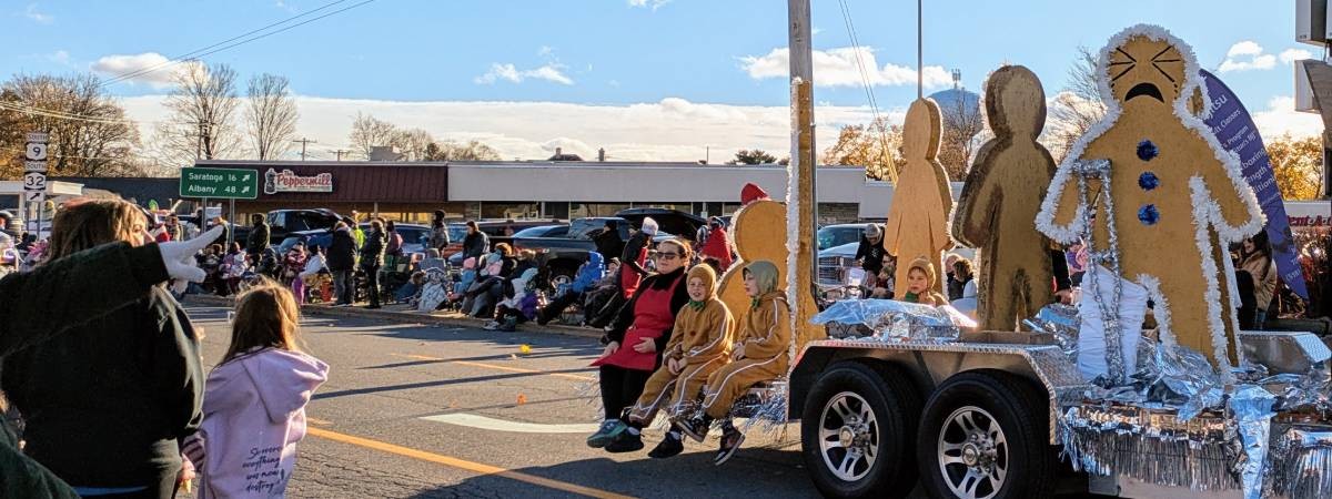 south glens falls holiday parade float