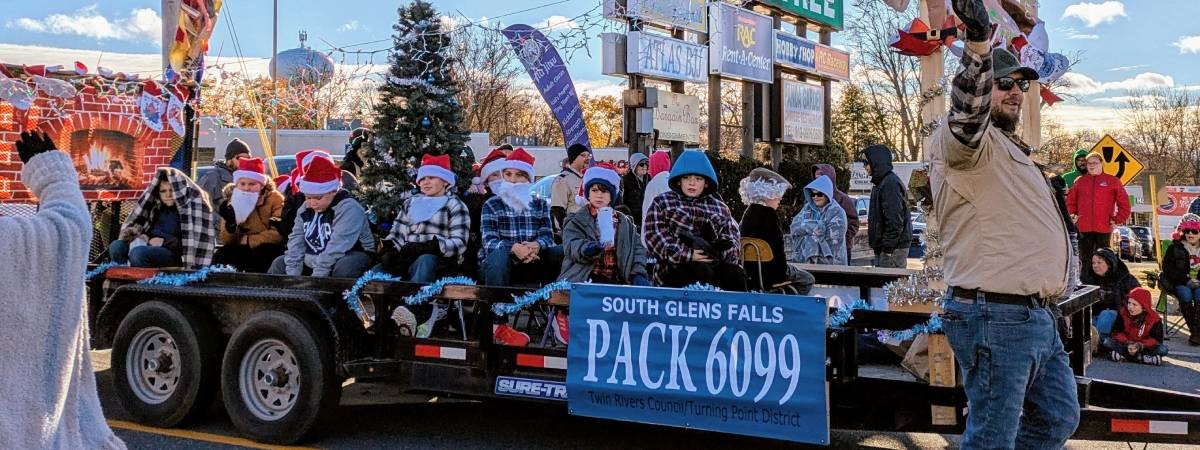 south glens falls holiday parade flaot