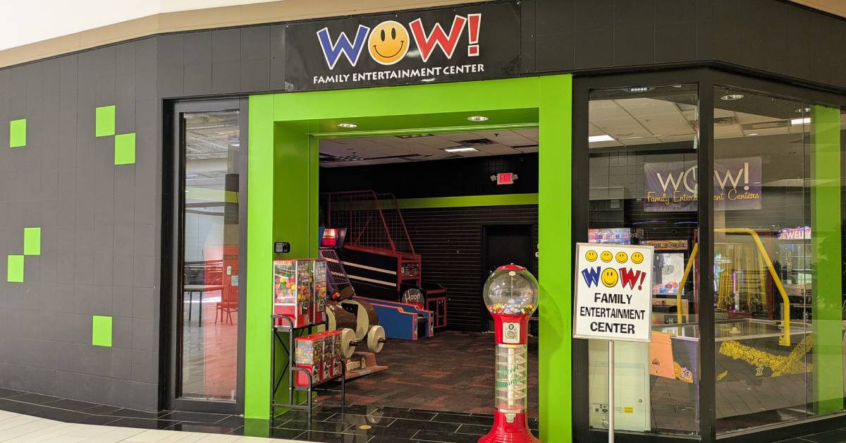 wow arcade at aviation mall